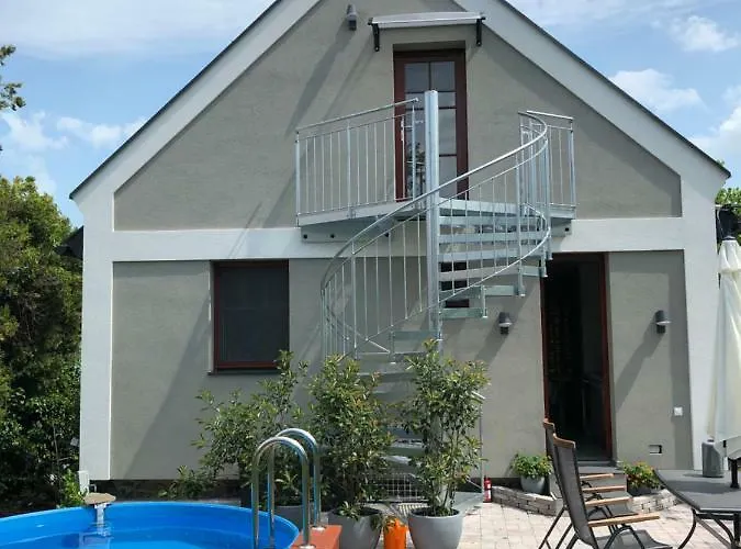 Villa Riza